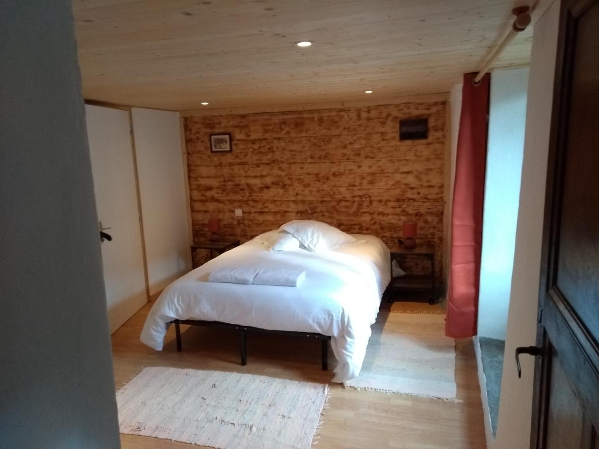 La Maison Bleue La Cabanasse المظهر الخارجي الصورة